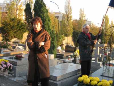 Souvenir sur la tombe de Clara LANZI 
----
Jeanne-Marie BAZIN
Jean BILLO

